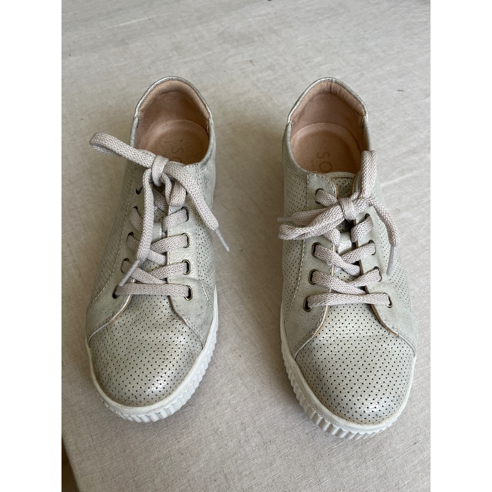 Soul Naturalizer Topazz Metallic Silver Perforated Sneakers 7.5M Champagne